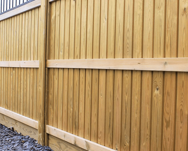 FLAT TOP TONGUE AND GROOVE FENCE PANELS