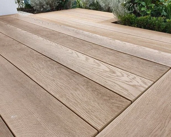 European Oak decking smooth profile - House Land Holz