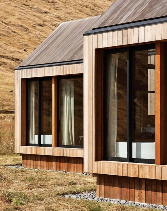 Siberian larch cladding shadow gap profile